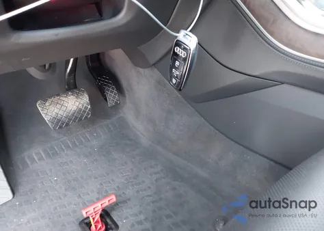 2020 Audi Q8 Prestige 55 Tfsi Quattro Tiptronic z USA, uszkodzony, nr VIN WA1FVAF11LD017785